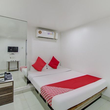 Hotel O Blue Light Near Gateway Of India Bombaj Zewnętrze zdjęcie