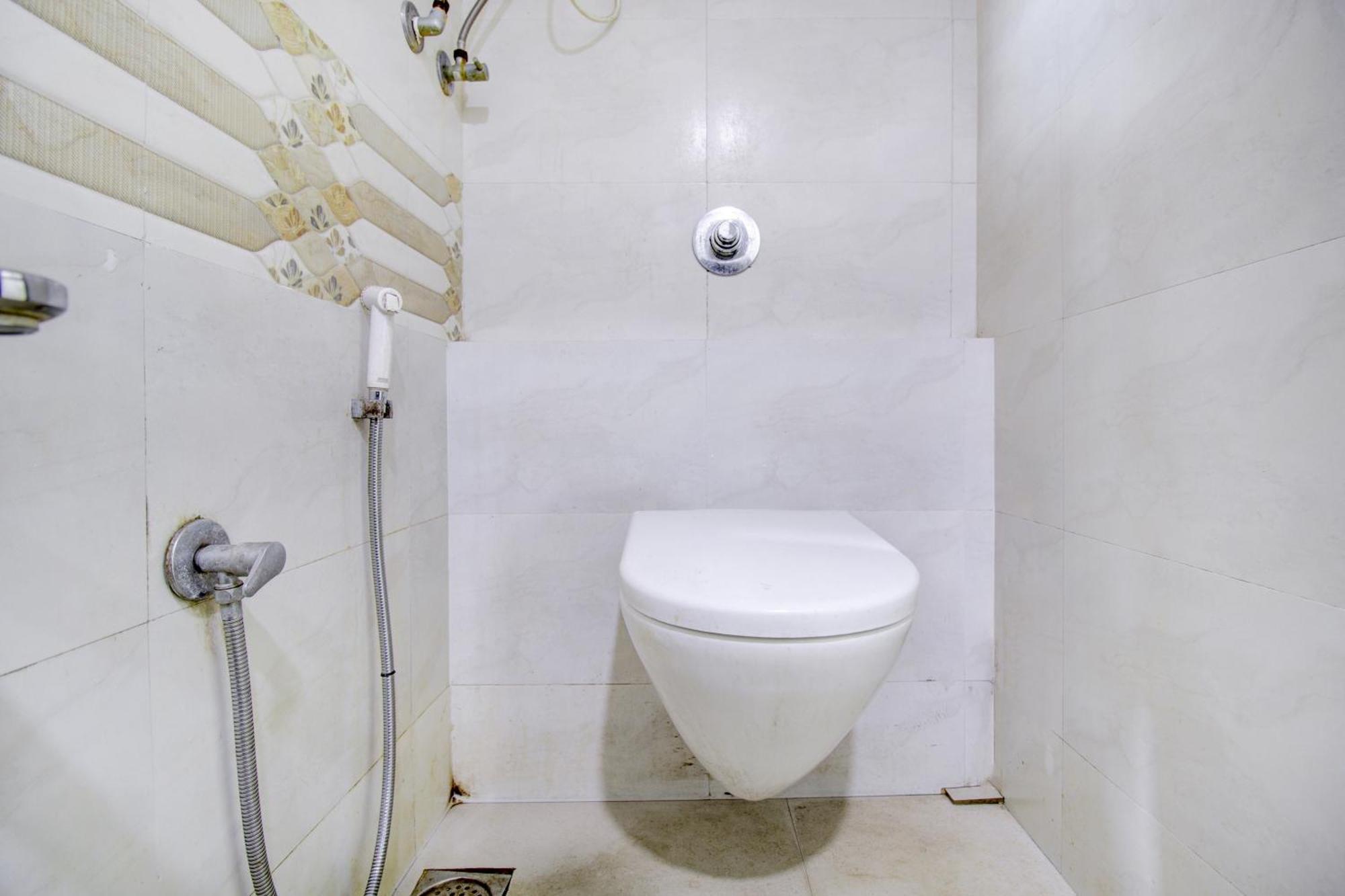 Hotel O Blue Light Near Gateway Of India Bombaj Zewnętrze zdjęcie